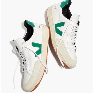 Veja™ Men's V-12 Sneakers